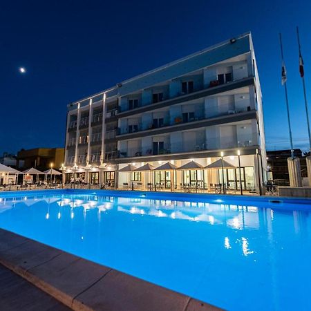 Hotel Marcelli Numana Exteriör bild